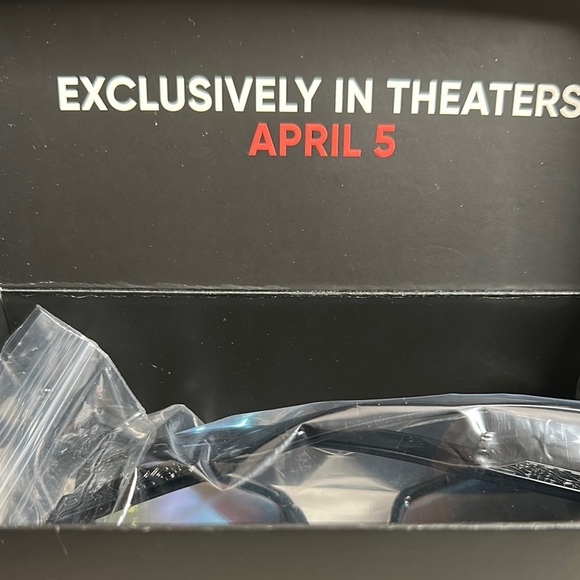 Air Jordan Black and Red Glasses Case - Picture 3 of 5